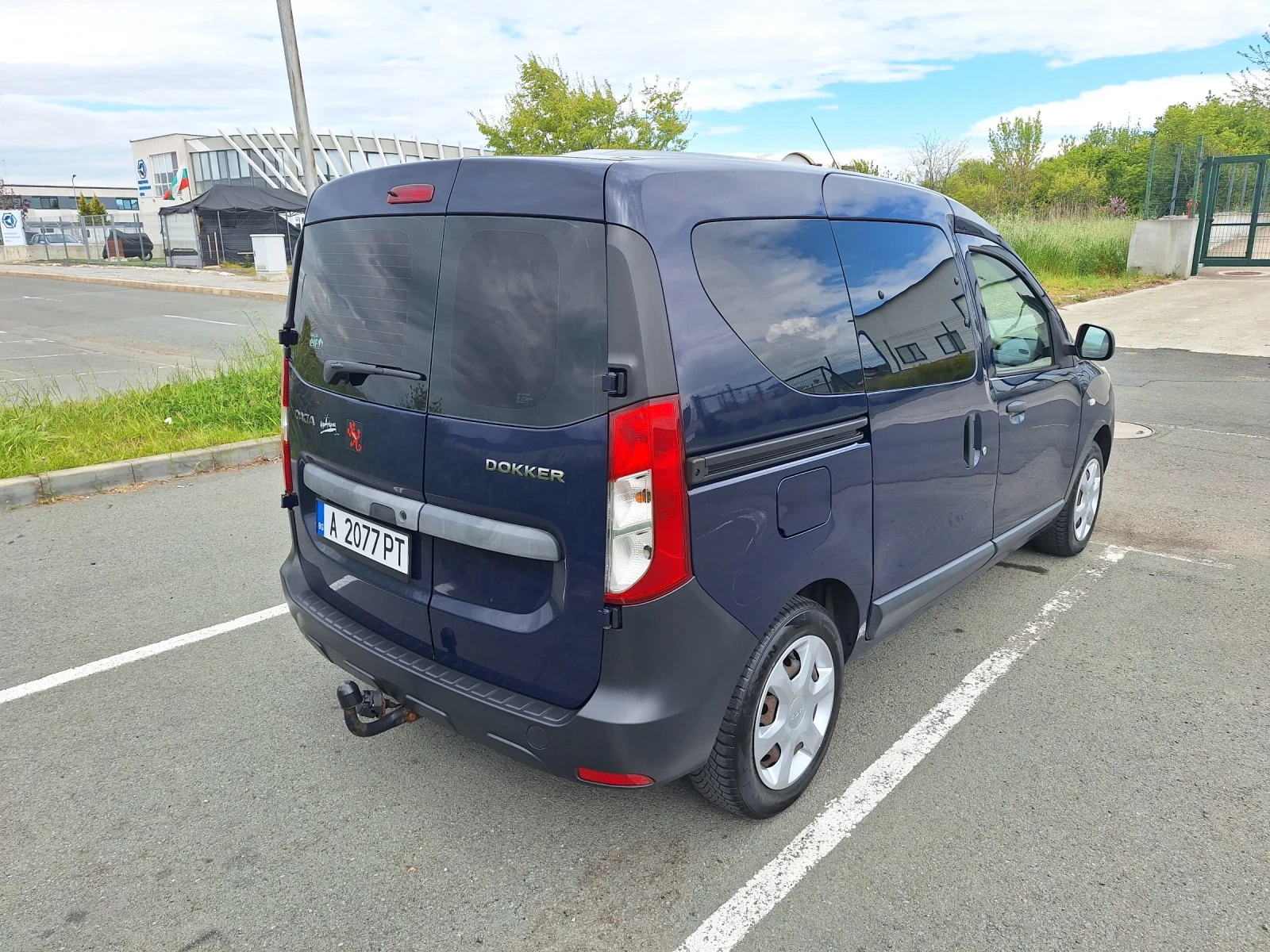 Dacia Dokker 1.6 LPG, снимка 5 - Автомобили и джипове - 54404067