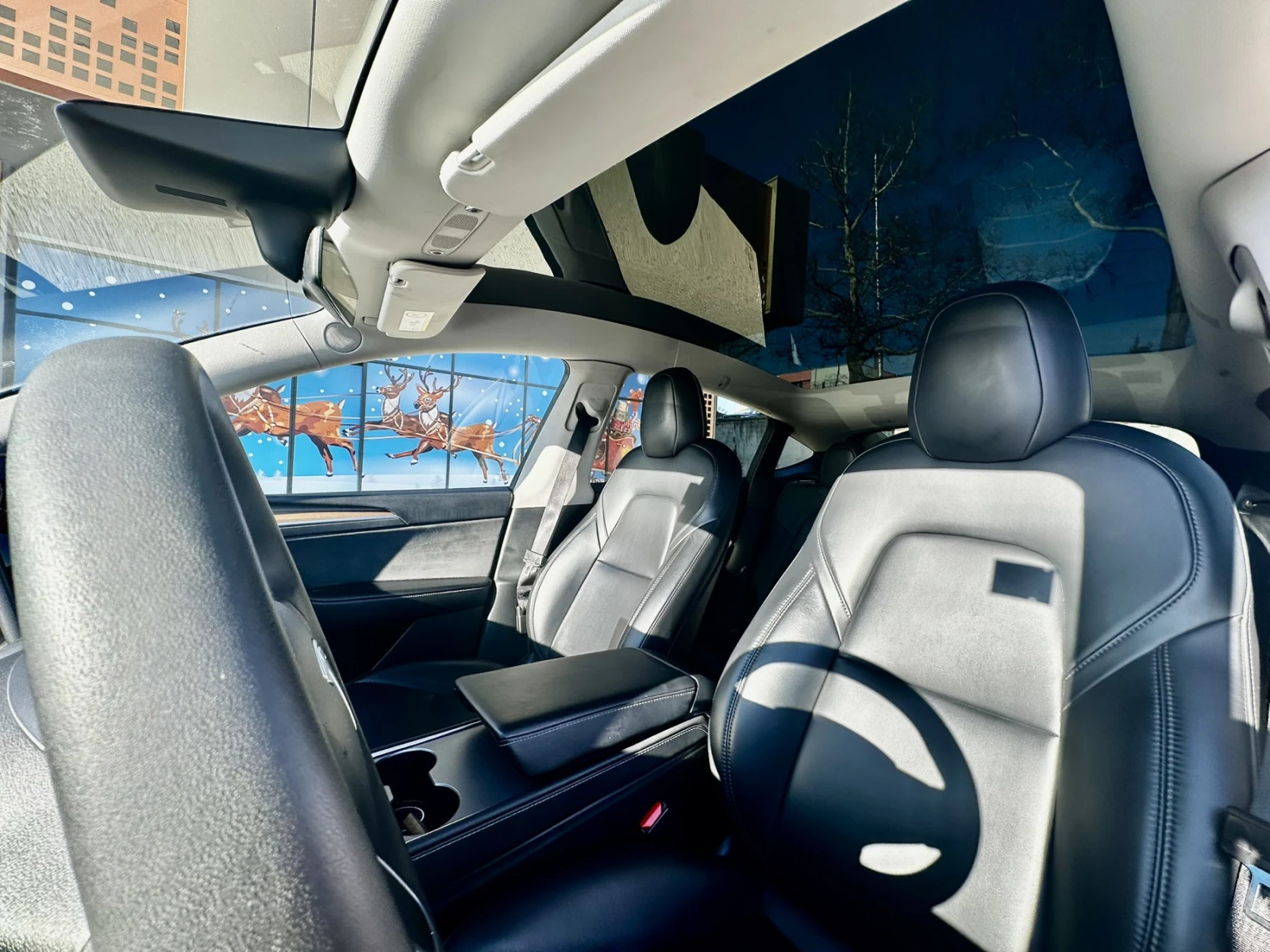 Tesla Model Y MODEL Y Long Range, снимка 10 - Автомобили и джипове - 54704869