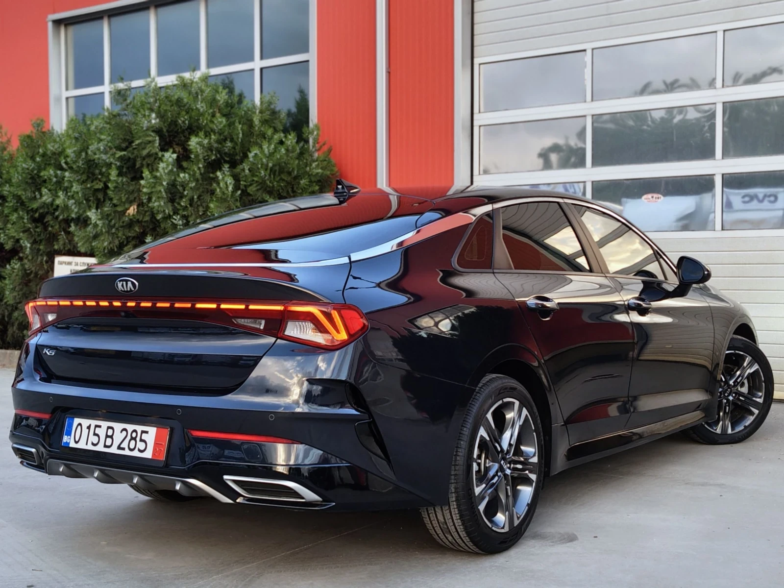 Kia K5 2.0i MPI /Noblesse /ДЖОЙСТИК /ДИСТРОНИК /ОБДУХВАНЕ, снимка 3 - Автомобили и джипове - 54769120