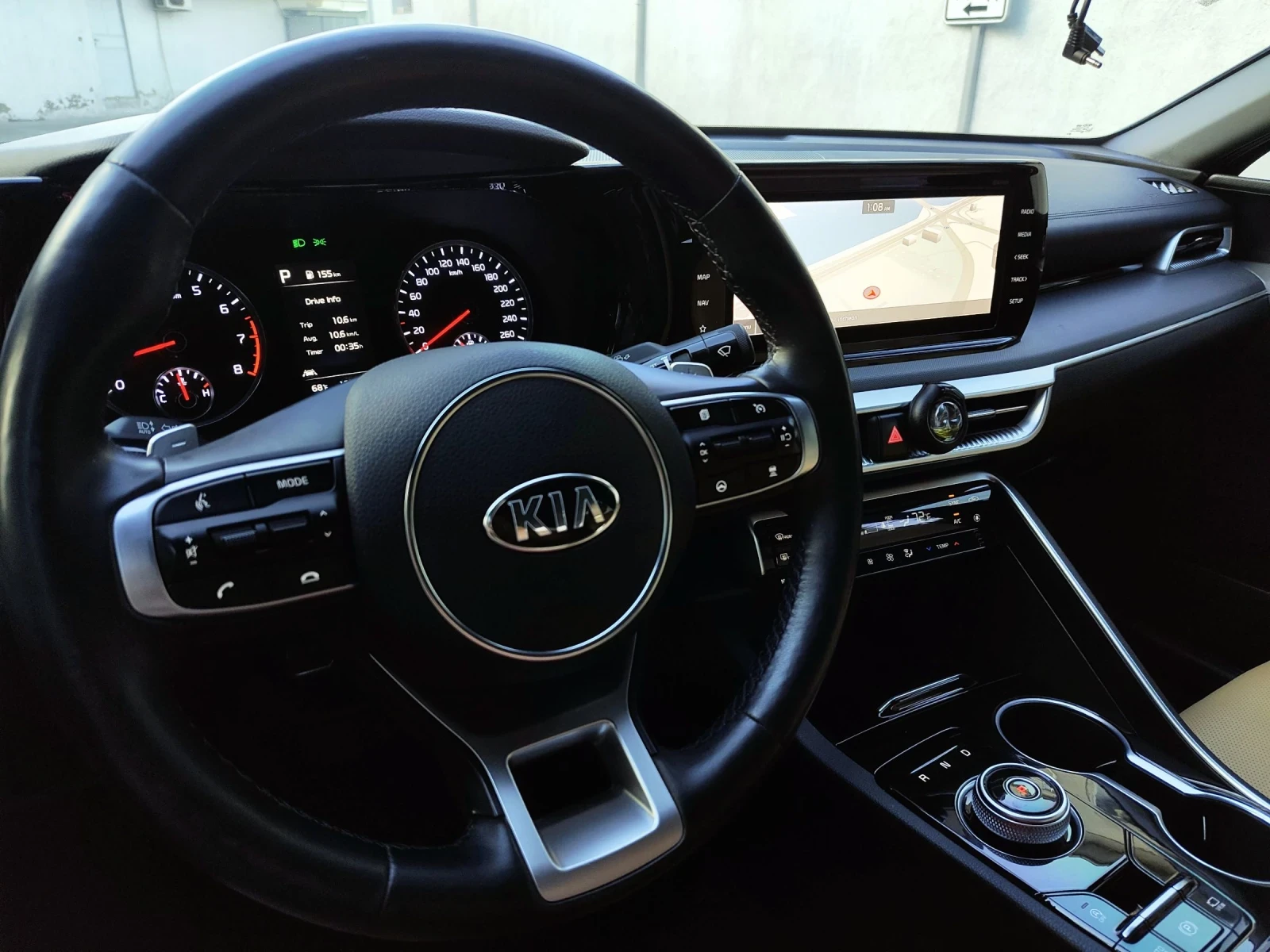 Kia K5 2.0i MPI /Noblesse /ДЖОЙСТИК /ДИСТРОНИК /ОБДУХВАНЕ, снимка 10 - Автомобили и джипове - 54769120