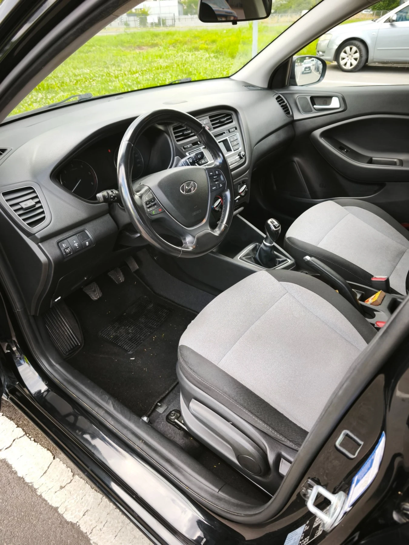 Hyundai I20 1.4 дизел, снимка 12 - Автомобили и джипове - 54973293