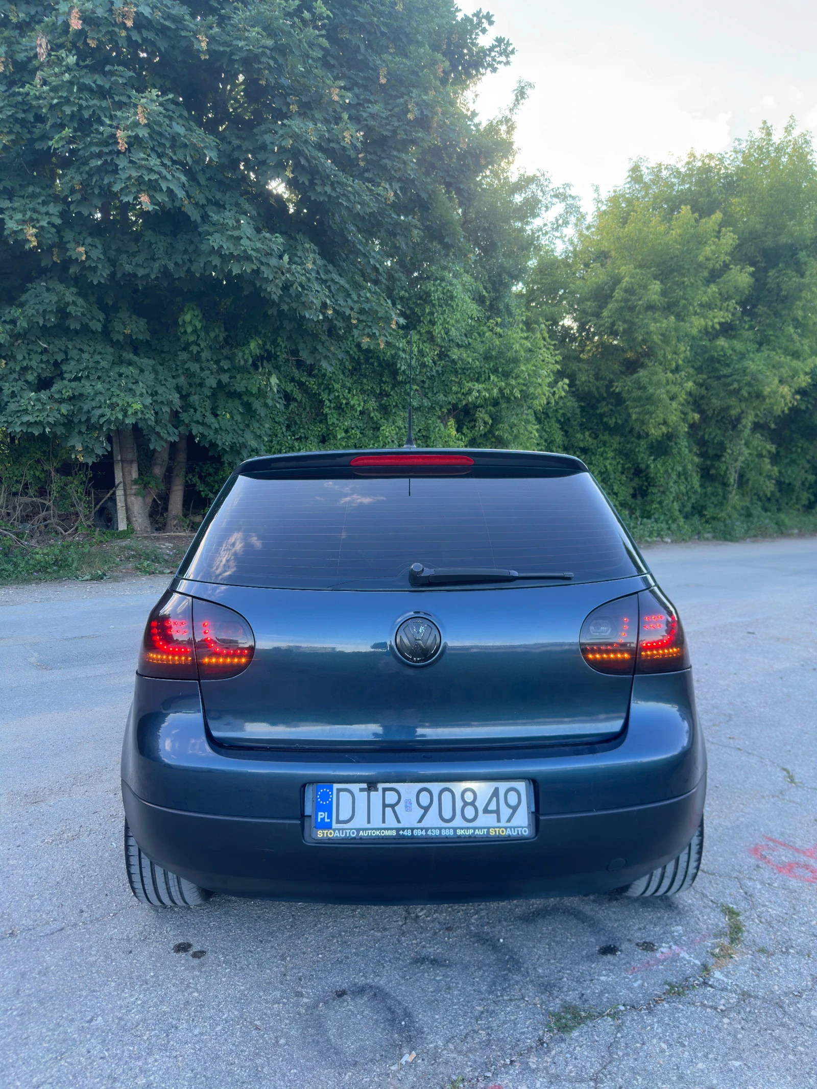 VW Golf 5 1.9 Tdi 105, снимка 3 - Автомобили и джипове - 54999511