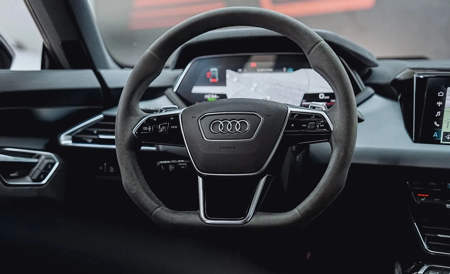 Audi E-Tron GT Quattro , снимка 5 - Автомобили и джипове - 55629183