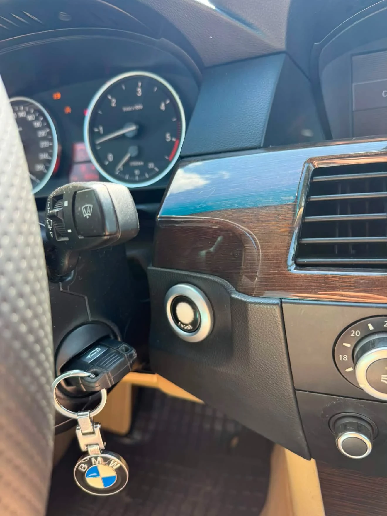 BMW 530, снимка 14 - Автомобили и джипове - 56348340