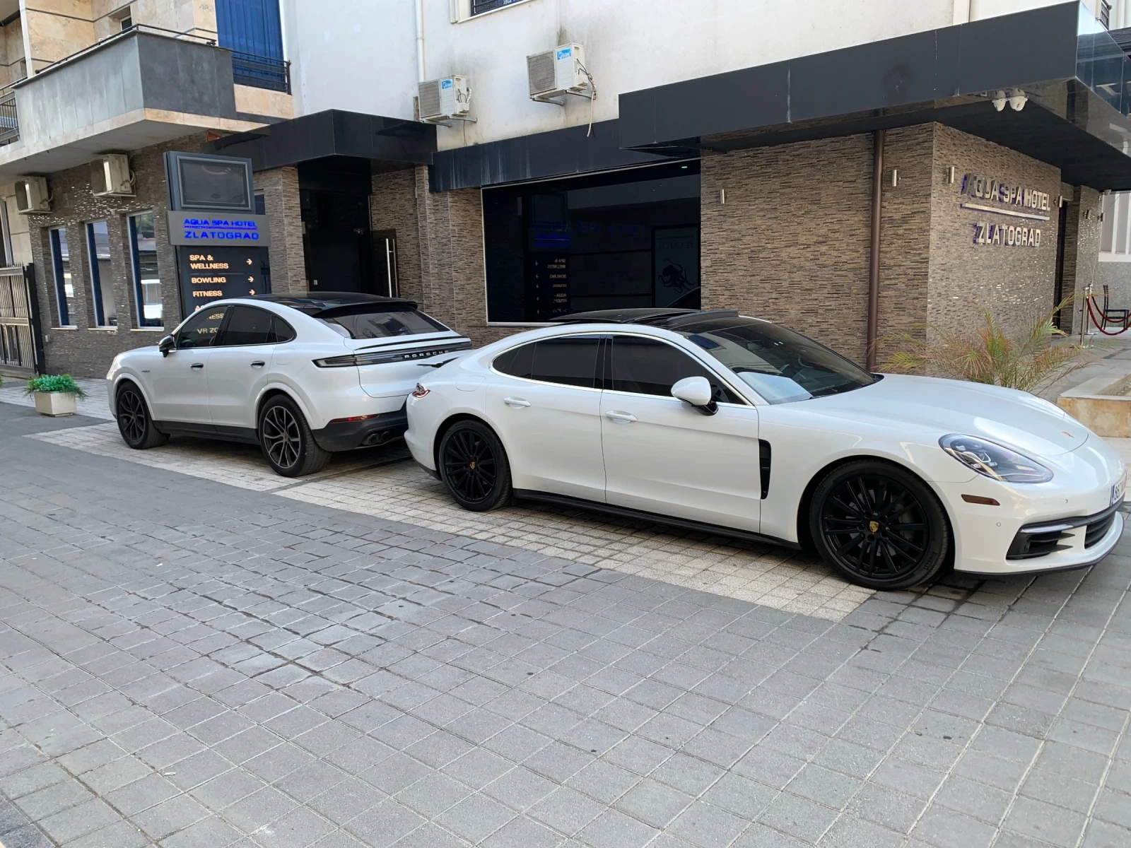Porsche Panamera 4S , снимка 4 - Автомобили и джипове - 56374796