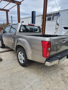 Isuzu D-max - 8000 € / 15646.64 лв. - 90965407 2