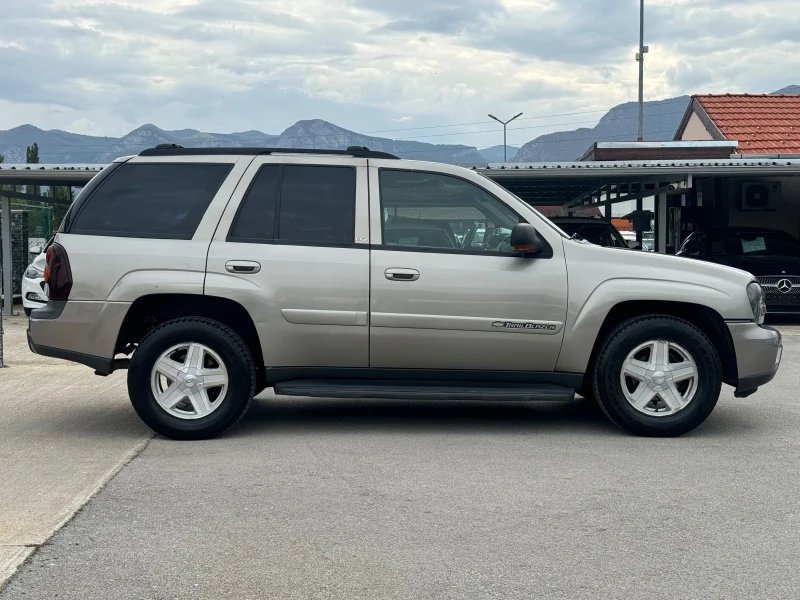 Chevrolet Trailblazer 4.2i 4x4, снимка 4 - Автомобили и джипове - 47422997