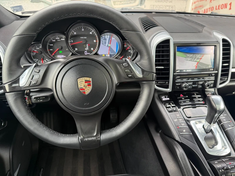 Porsche Cayenne 3.0TDI V6 TOP TOP TOP, снимка 10 - Автомобили и джипове - 51064733