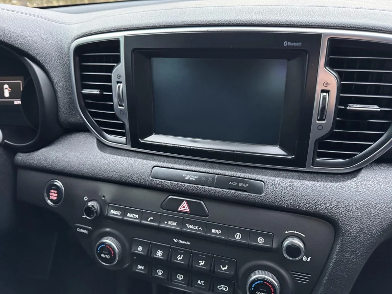 Kia Sportage Панорама Камера Сменена Верига, снимка 12 - Автомобили и джипове - 51368891