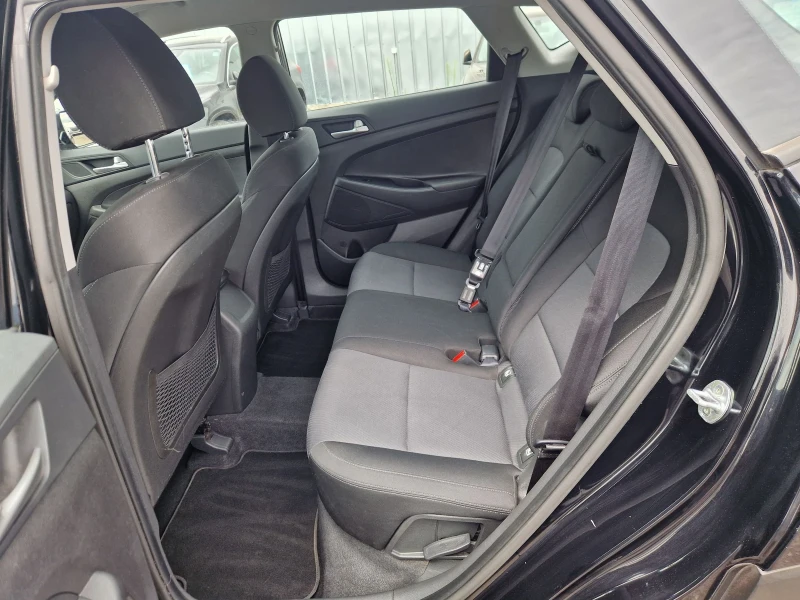Hyundai Tucson 1.6i 16v 132ps.ITALIA, снимка 9 - Автомобили и джипове - 51414833