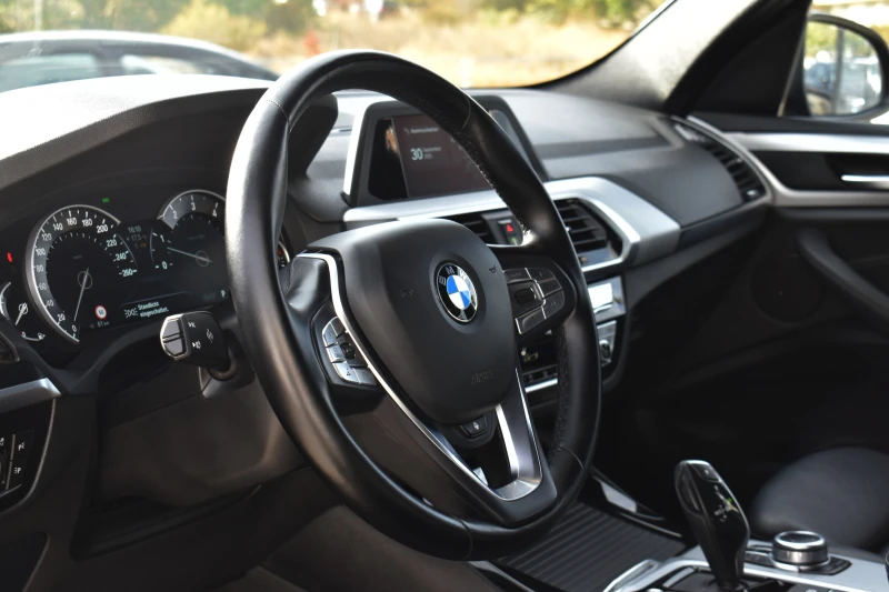 BMW X3 2.0i* xDrive* 70000KM!!!, снимка 9 - Автомобили и джипове - 51908926