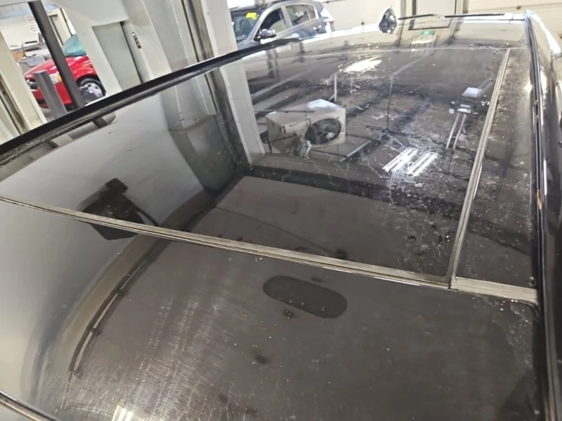 Land Rover Range Rover Velar * S * CARFAX * ЦЕНА ДО БГ, снимка 17 - Автомобили и джипове - 53050943