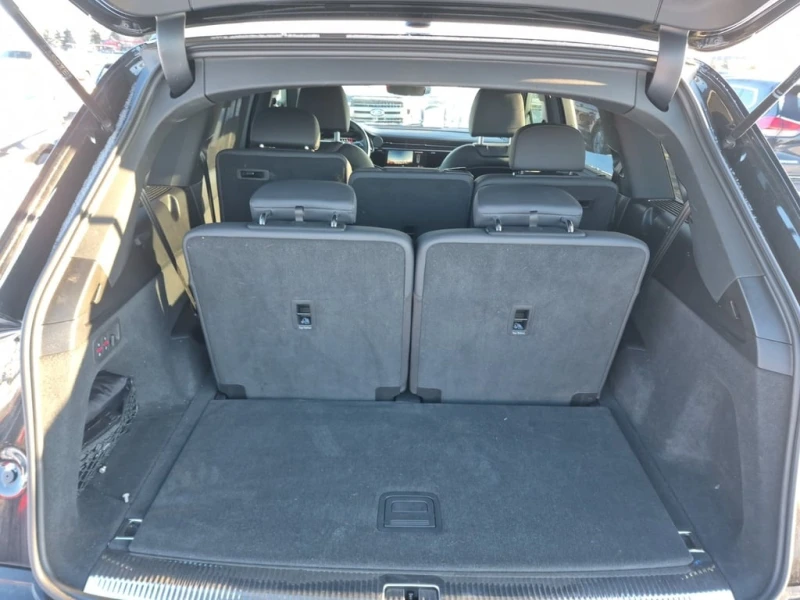 Audi Q7 * KOMFORT * CARFAX * БЕЗ ПЪРВОНАЧАЛНА ВНОСКА, снимка 15 - Автомобили и джипове - 53257195