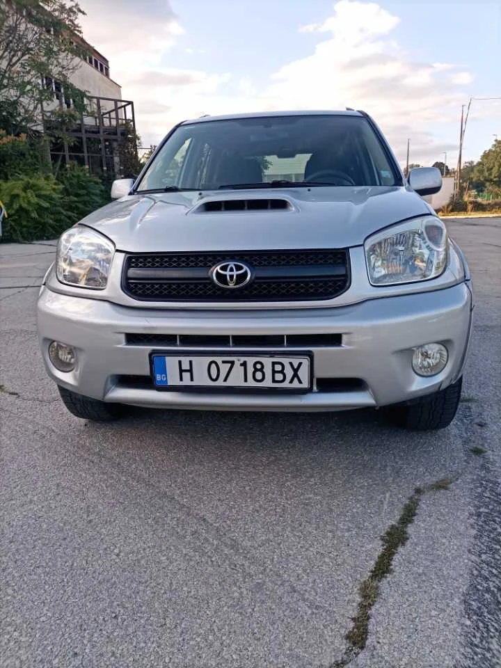 Toyota Rav4, снимка 5 - Автомобили и джипове - 47269385