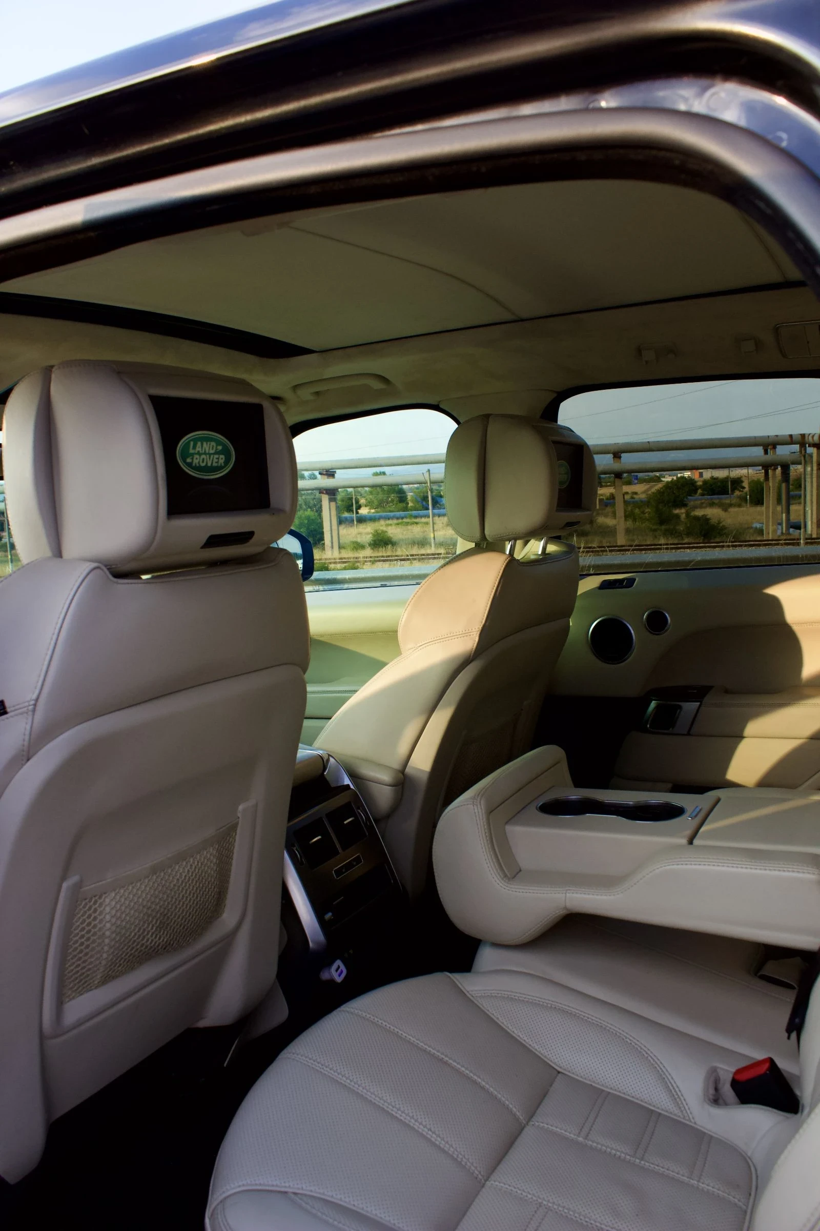 Land Rover Range Rover Sport 3.0d AUTOBIOGRAPHY - изображение 6