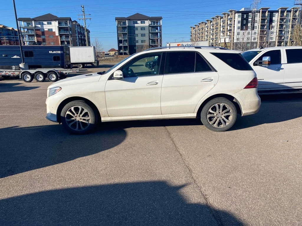 Mercedes-Benz GLE 350 DIESEL 2016 * CARFAX * БЕЗ ПЪРВОНАЧАЛНА ВНОСКА - изображение 3