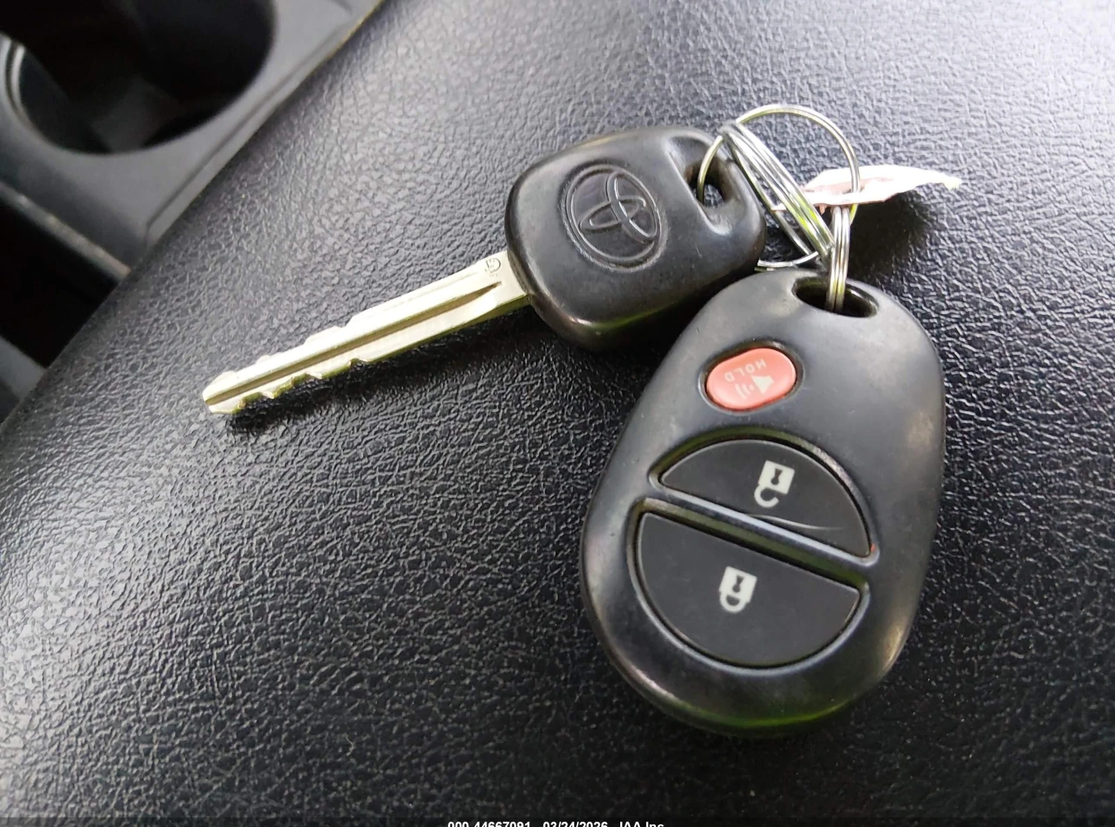 Toyota Tundra, снимка 11 - Автомобили и джипове - 54317908