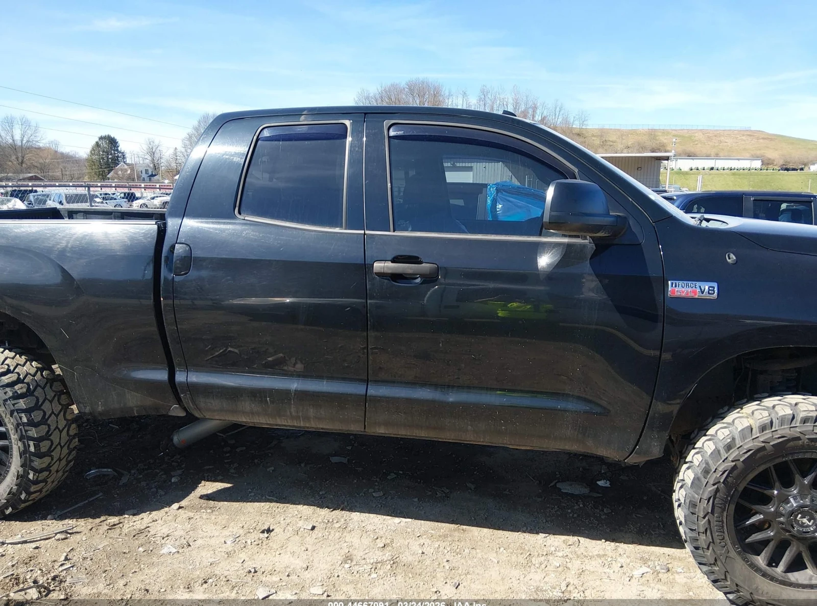 Toyota Tundra, снимка 13 - Автомобили и джипове - 54317908