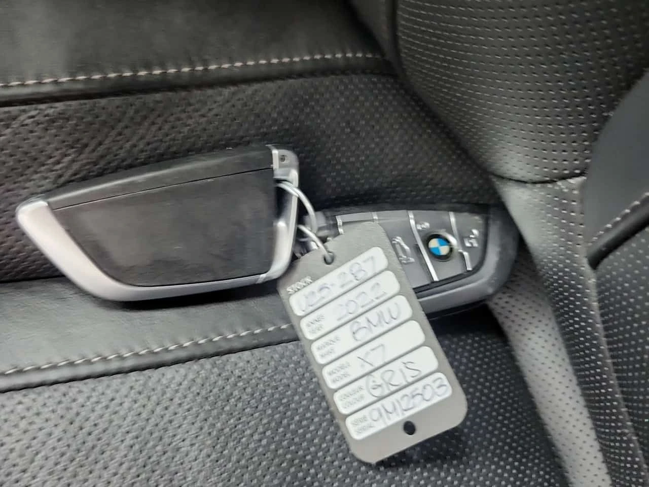BMW X7 * XDRIVE40I * 7 МЕСТЕН * 360 * 2 КЛЮЧА * H/K, снимка 8 - Автомобили и джипове - 54415720