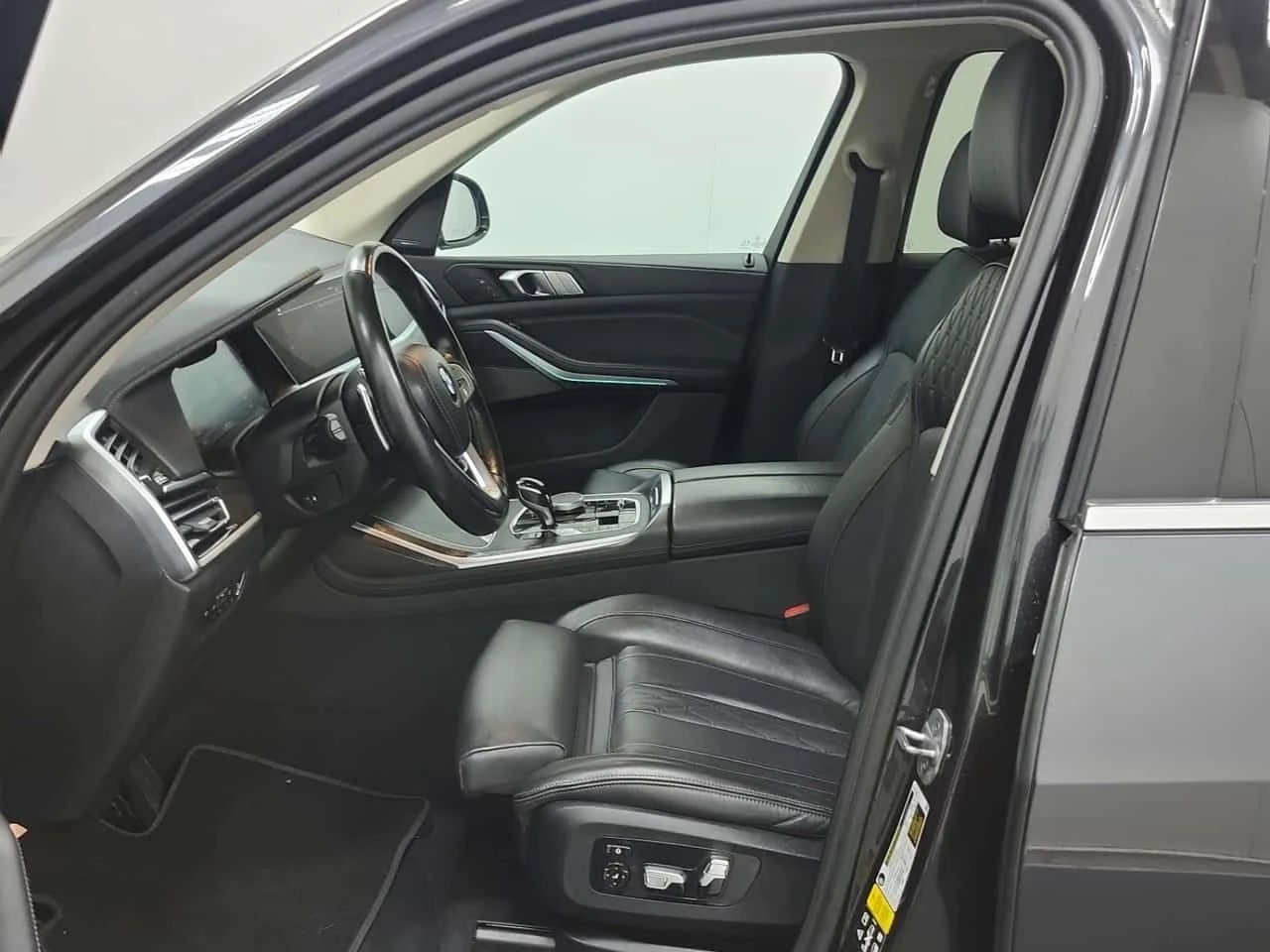 BMW X7 * XDRIVE40I * 7 МЕСТЕН * 360 * 2 КЛЮЧА * H/K, снимка 5 - Автомобили и джипове - 54415720