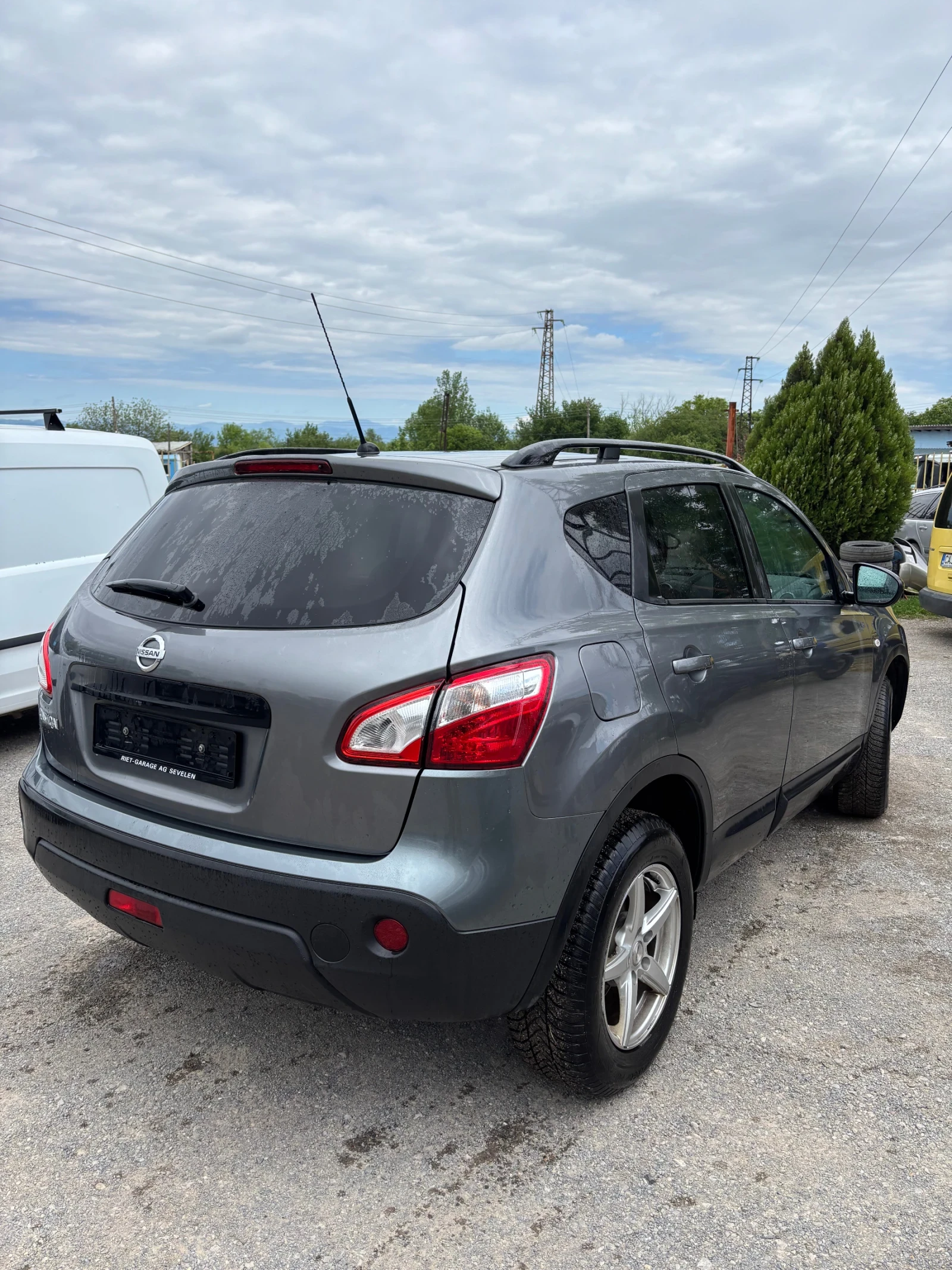 Nissan Qashqai 2.0i 4x4 ���������  | Mobile.bg � ����������� 4