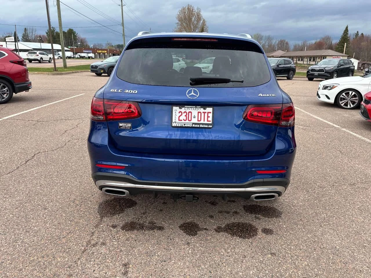 Mercedes-Benz GLC 300 CARFAX * ПОДГРЕВИ * ПАНО * KEYLESS, снимка 4 - Автомобили и джипове - 54647759
