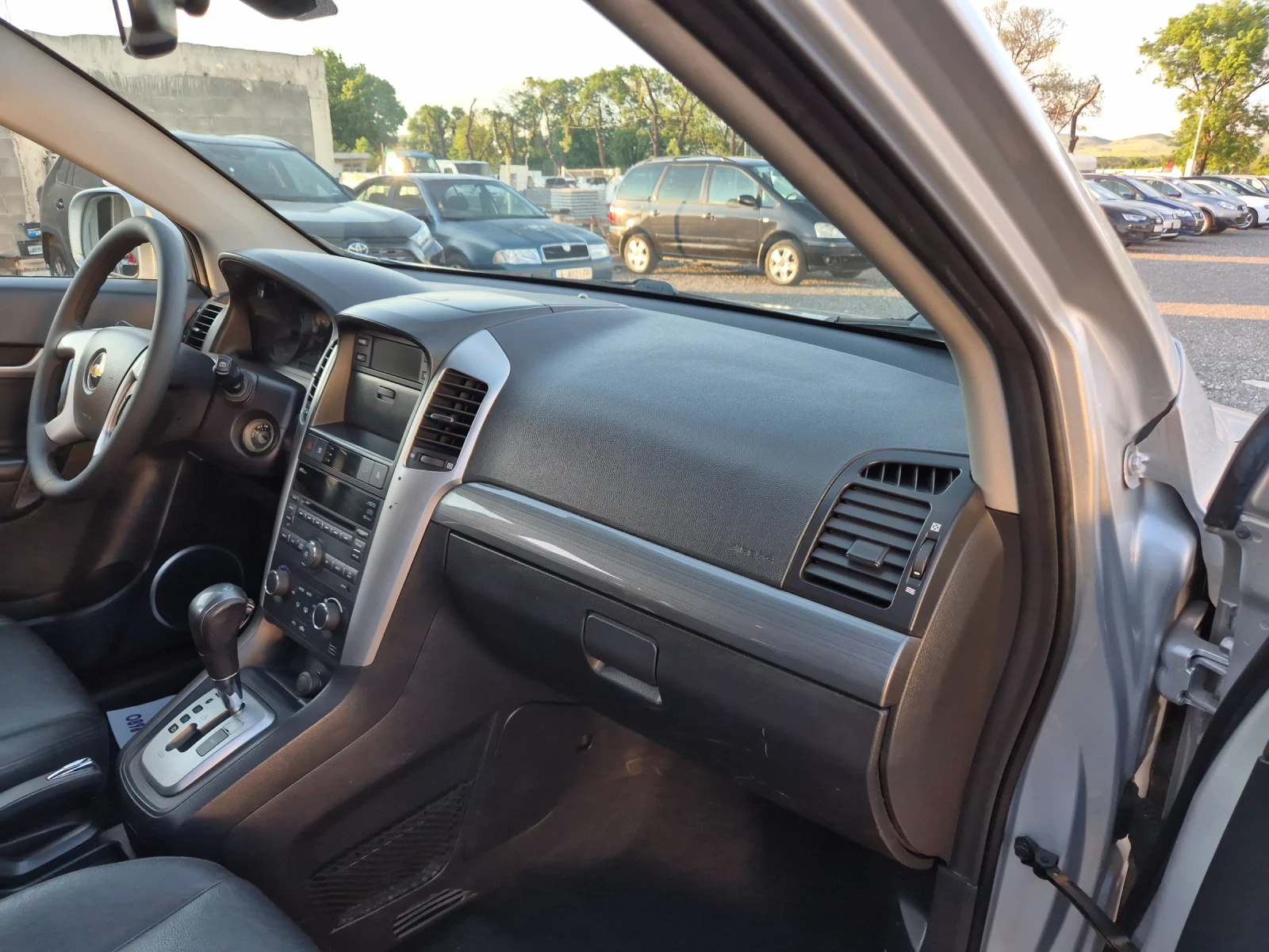 Chevrolet Captiva 6+ 1места АВТОМАТИК, снимка 12 - Автомобили и джипове - 54725563