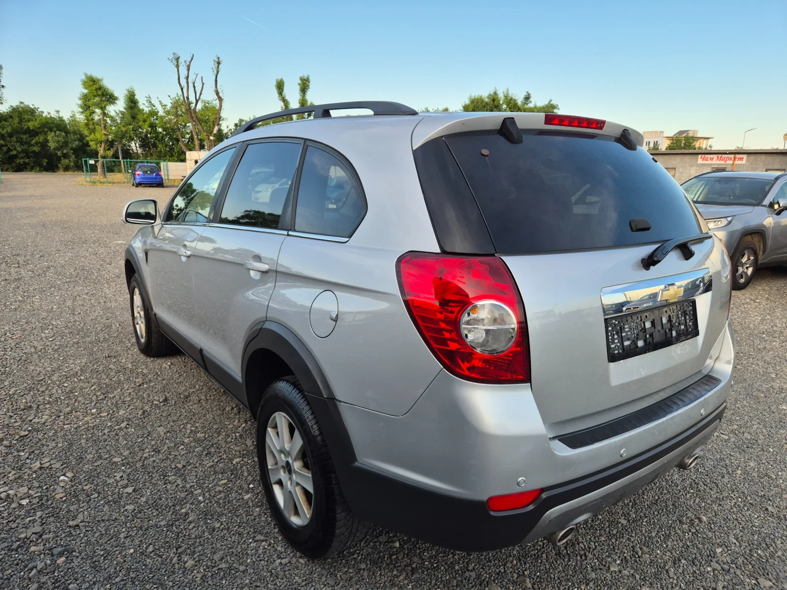 Chevrolet Captiva 6+ 1места АВТОМАТИК, снимка 4 - Автомобили и джипове - 54725563