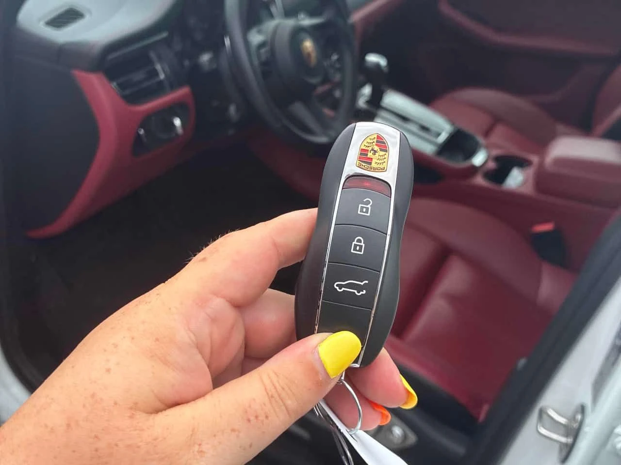 Porsche Macan AWD/ПАНОРАМА/ДИСТРОНИК/OT PORSCHE, снимка 10 - Автомобили и джипове - 54908870