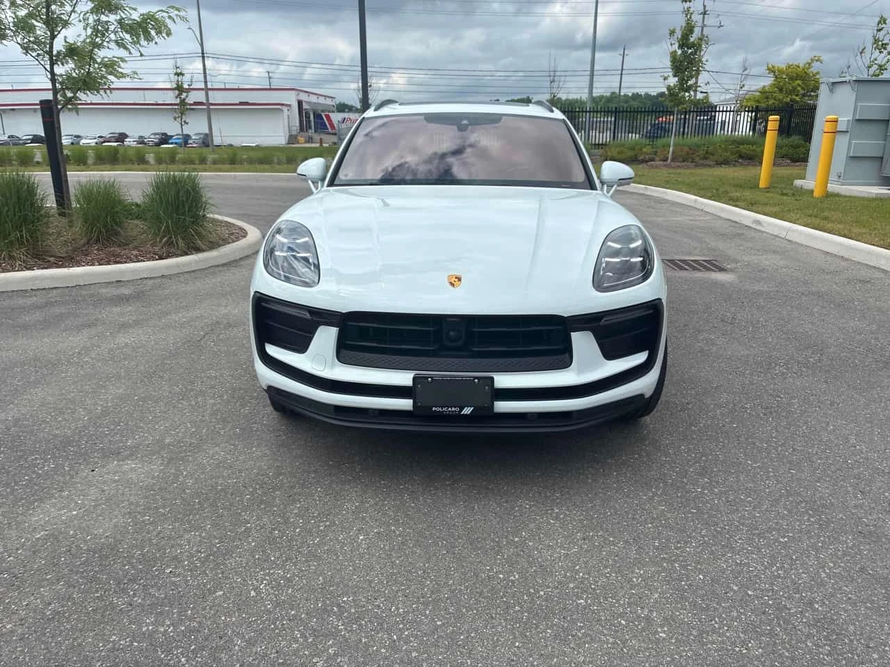Porsche Macan AWD/ПАНОРАМА/ДИСТРОНИК/OT PORSCHE, снимка 2 - Автомобили и джипове - 54908870