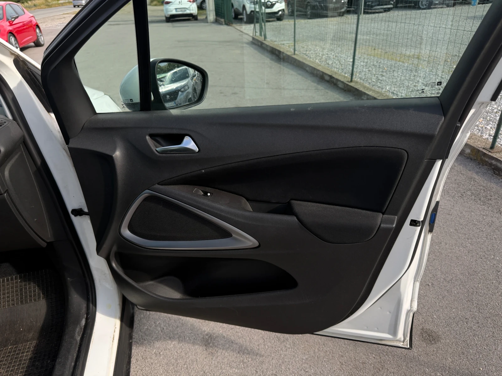 Opel Crossland X 1.2i * 108662km* градушка/ ??????, снимка 10 - Автомобили и джипове - 54946664