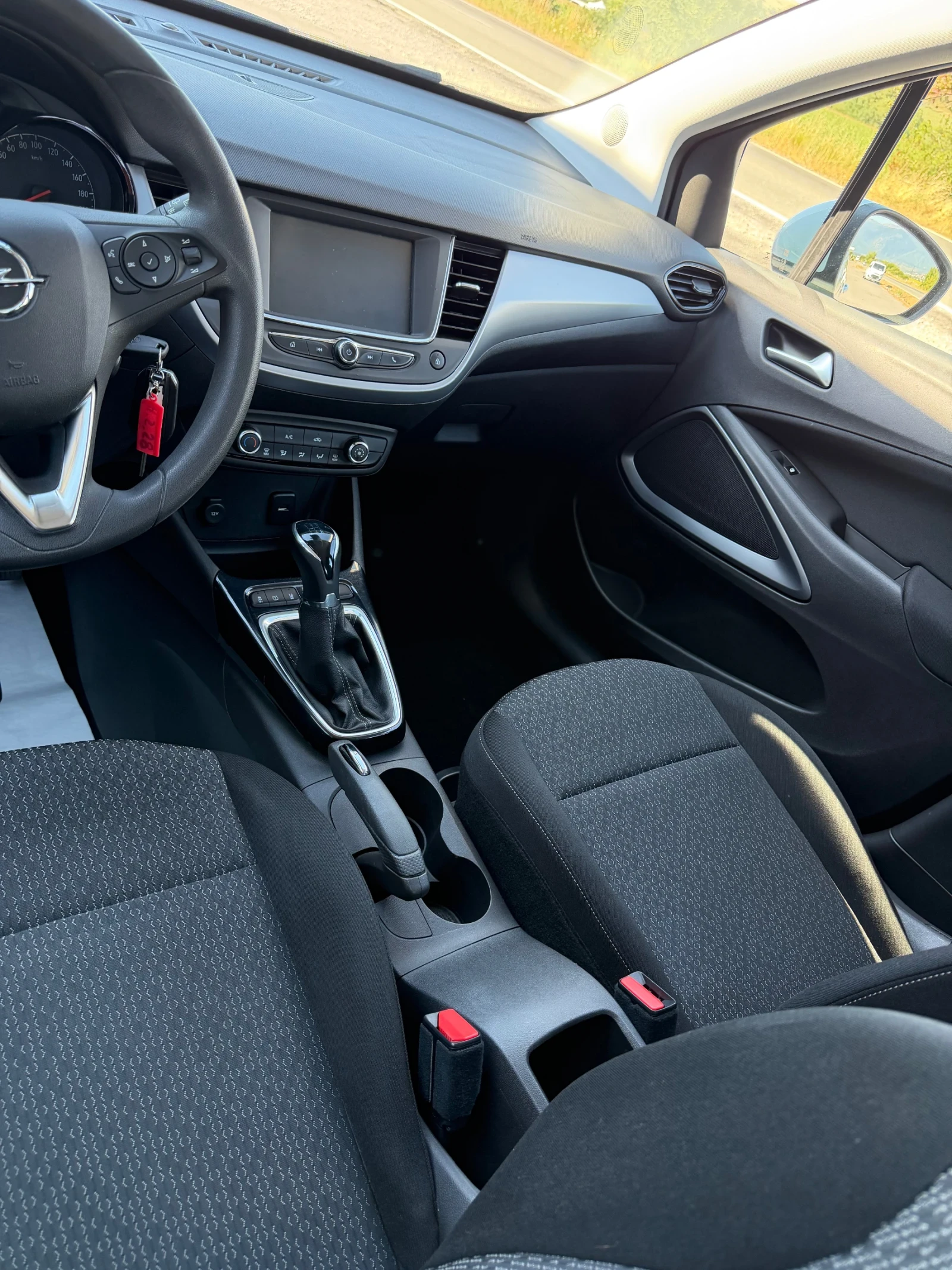 Opel Crossland X 1.2i * 108662km , снимка 10 - Автомобили и джипове - 54946664