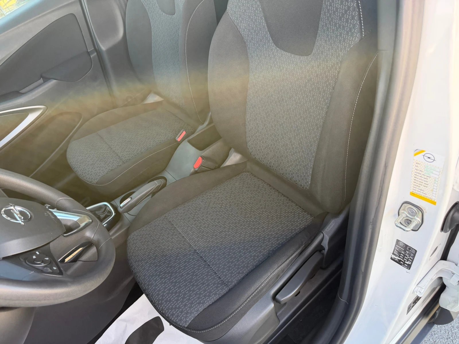 Opel Crossland X 1.2i * 108662km , снимка 5 - Автомобили и джипове - 54946664