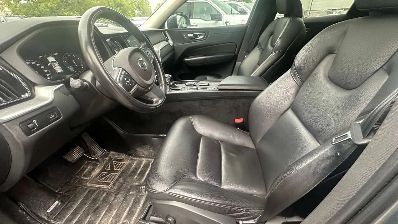 Volvo XC60 * Momentum * CARFAX * ЦЕНА ДО БГ, снимка 9 - Автомобили и джипове - 55308282
