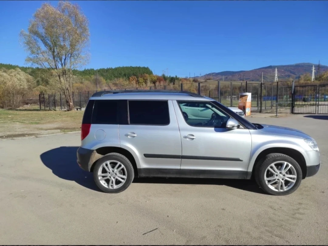 Skoda Yeti 1.8 / 4x4, снимка 4 - Автомобили и джипове - 55904816
