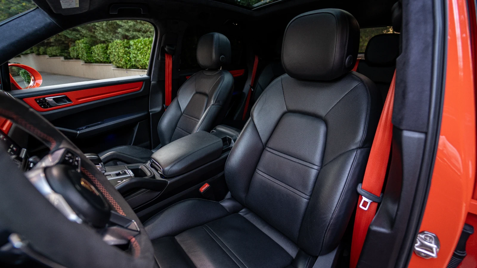 Porsche Cayenne Coupe| Lava Orange | GT Design| S OPTIC| , снимка 13 - Автомобили и джипове - 55963529