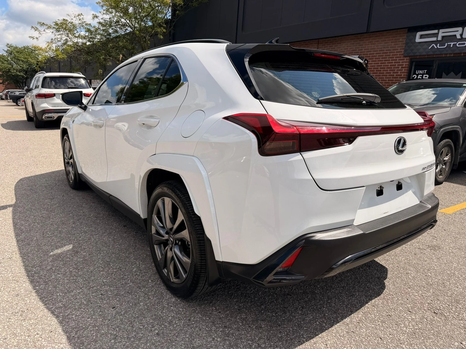 Lexus UX 300h DIS* ОБДУХВАНЕ* БЕЗ ЗАБЕЛЕЖКИ* , снимка 11 - Автомобили и джипове - 56113129