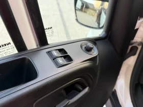 Iveco Daily 40-170 3.0HPI Хладилен до 3.5т. Падащ борд 1тон, снимка 14