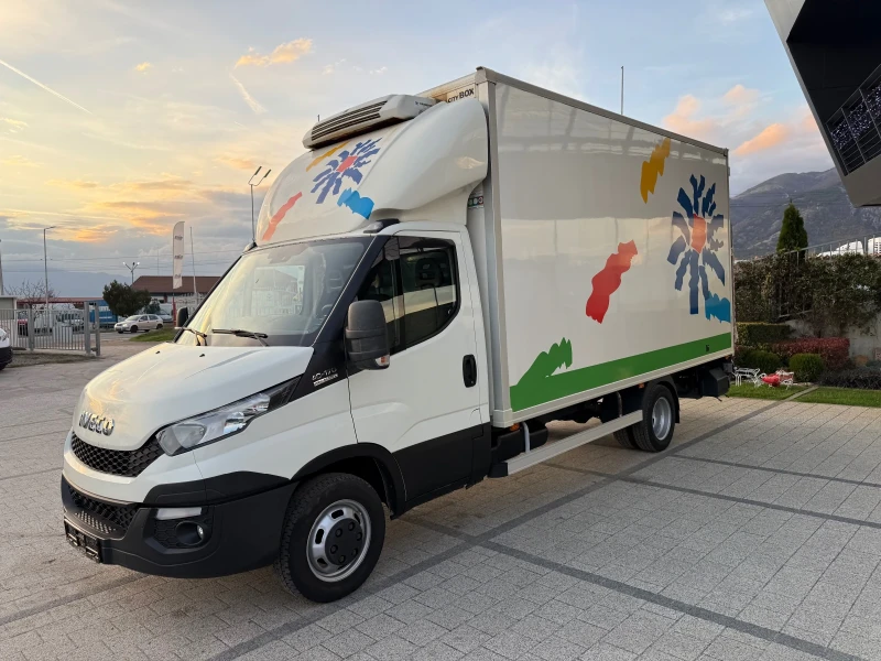 Iveco Daily 40-170 3.0HPI Хладилен до 3.5т. Падащ борд 1тон, снимка 3 - Бусове и автобуси - 52482618