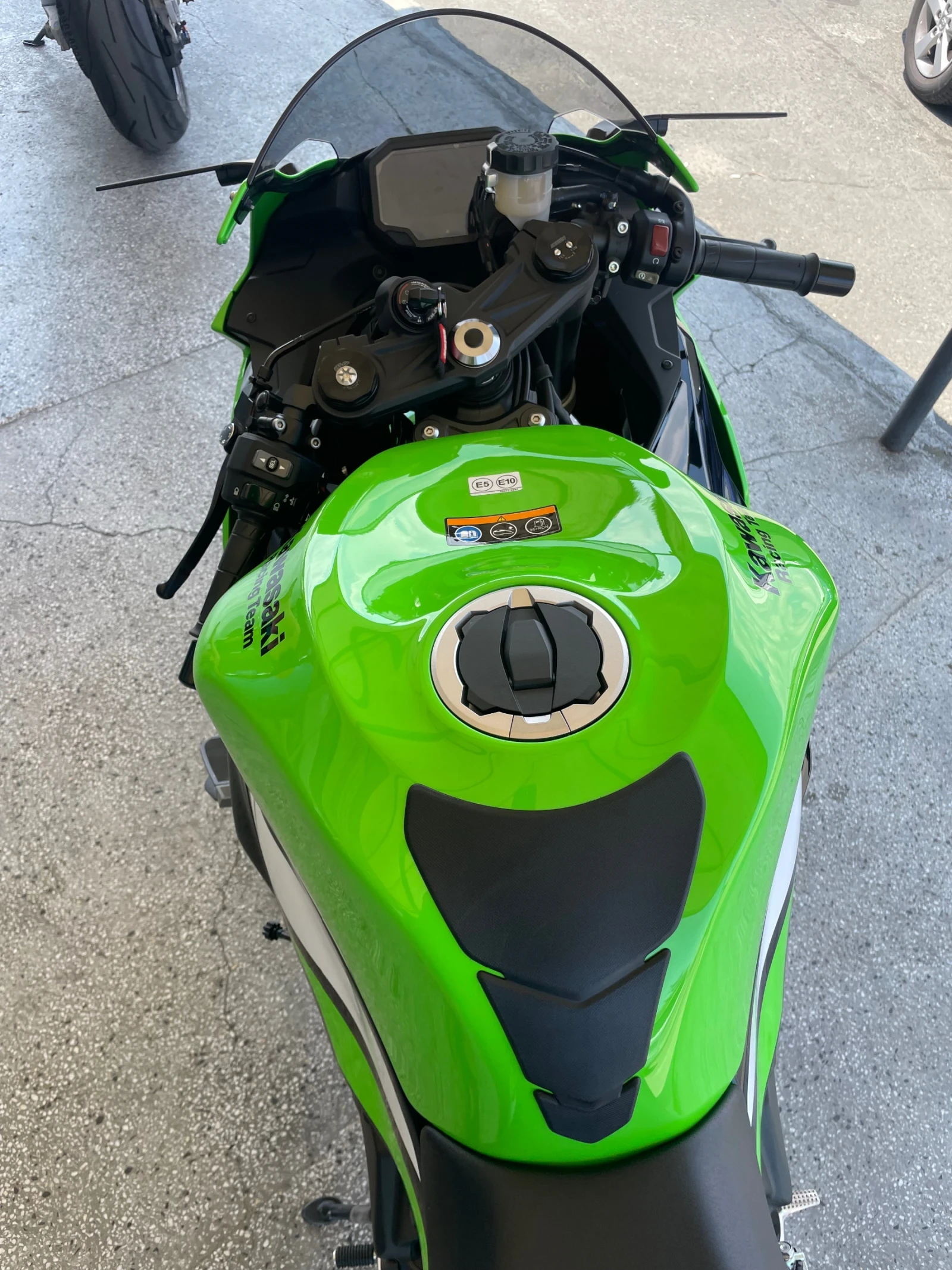 Kawasaki Zxr ZX-6R 636 - изображение 6