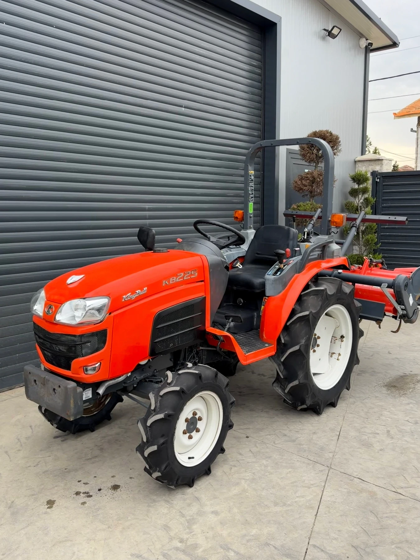 Трактор Kubota KB225 22.5кс, снимка 5 - Селскостопанска техника - 54207222