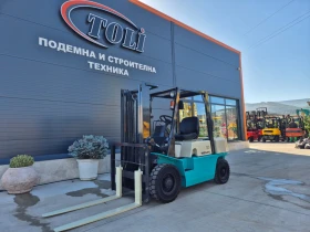 Мотокар Nissan 2.5 тона * БЕЗ ЕЛЕКТРОНИКА* ПЕРФЕКТЕН !, снимка 1