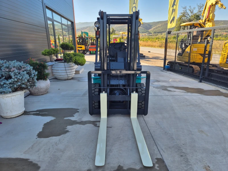 Мотокар Nissan 2.5 тона * БЕЗ ЕЛЕКТРОНИКА* ПЕРФЕКТЕН !, снимка 8 - Индустриална техника - 51819372