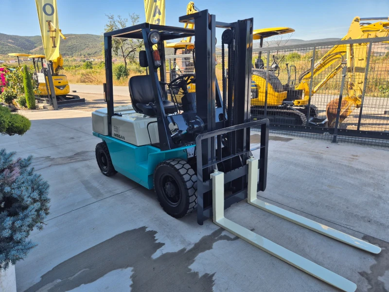 Мотокар Nissan 2.5 тона * БЕЗ ЕЛЕКТРОНИКА* ПЕРФЕКТЕН !, снимка 7 - Индустриална техника - 51819372