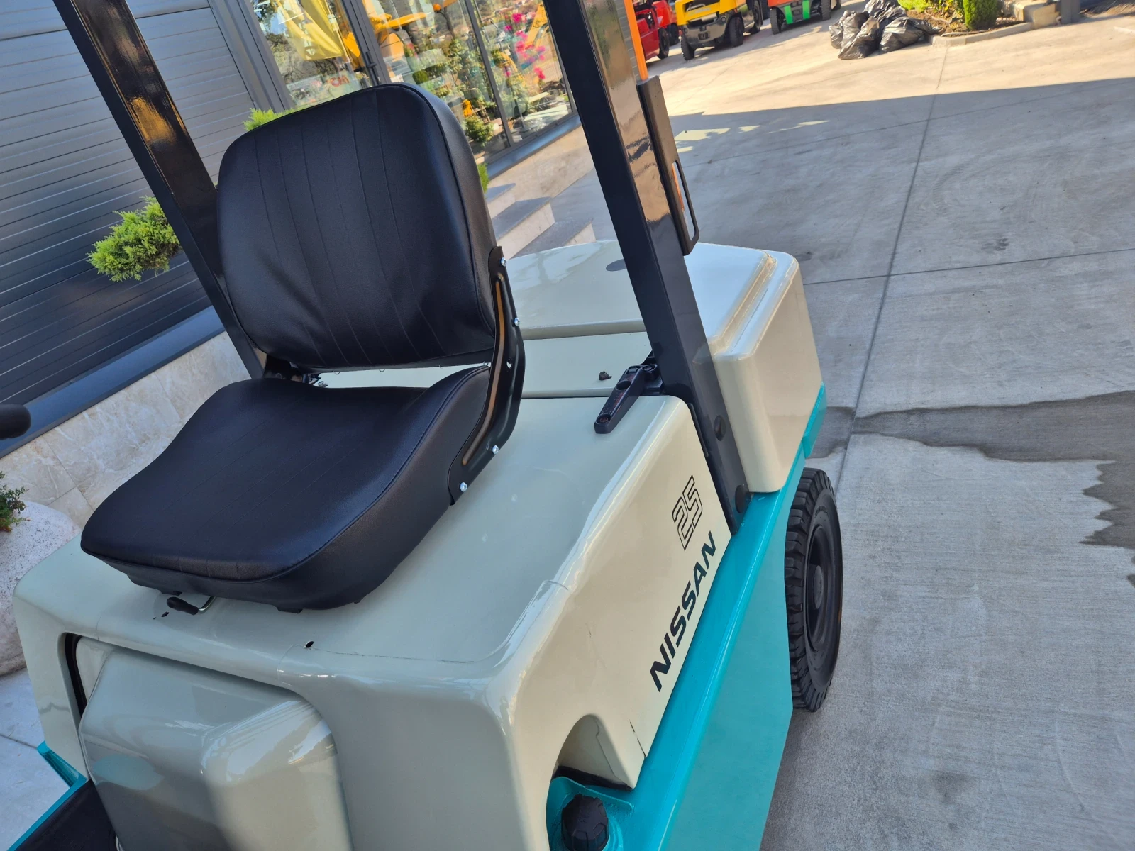  Nissan 2.5  *  *  ! | Mobile.bg   10