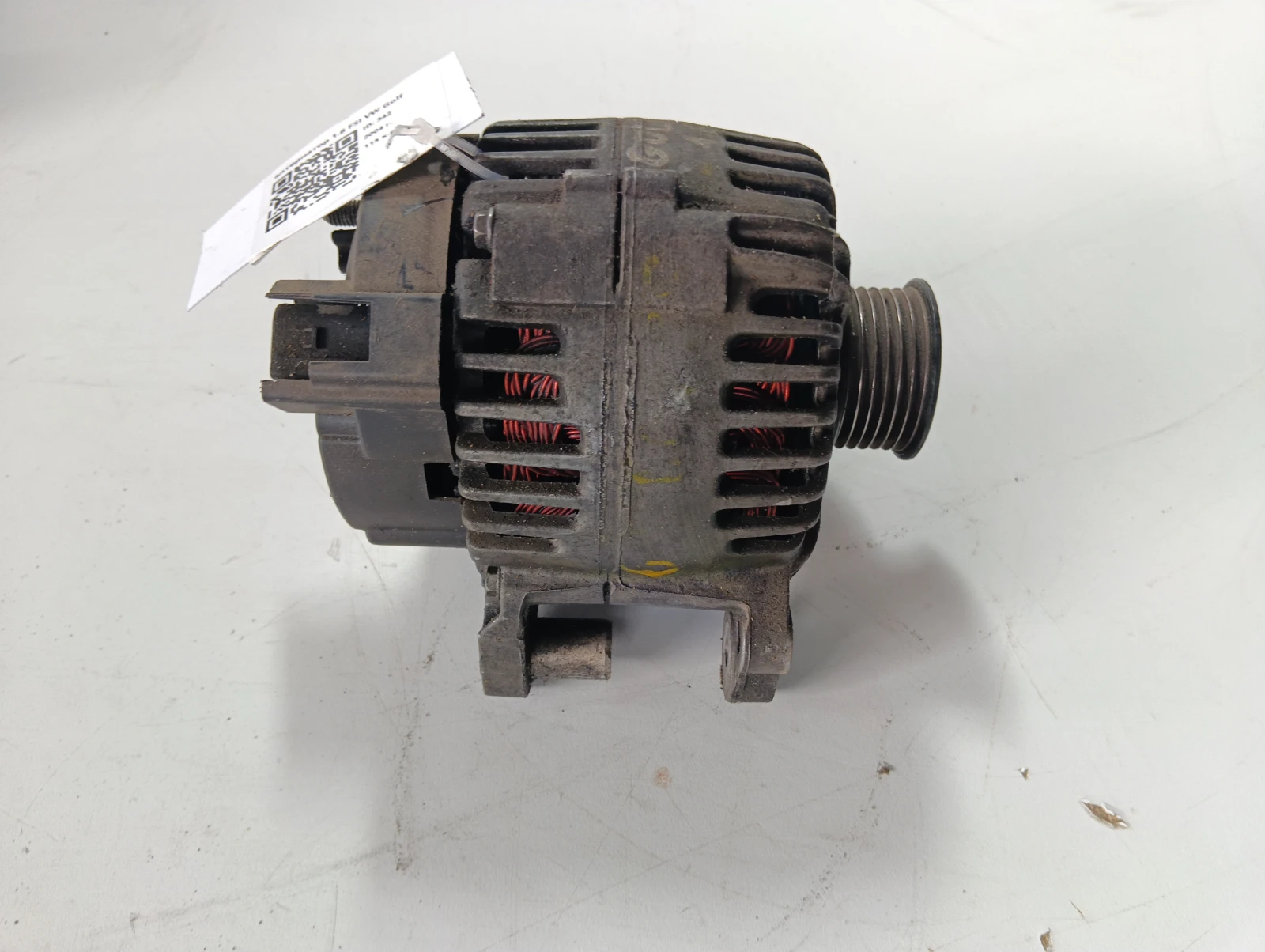 алтернатор 1.6 FSI VW Golf