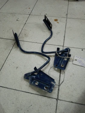 Панти (панта) преден капак Форд Транзит