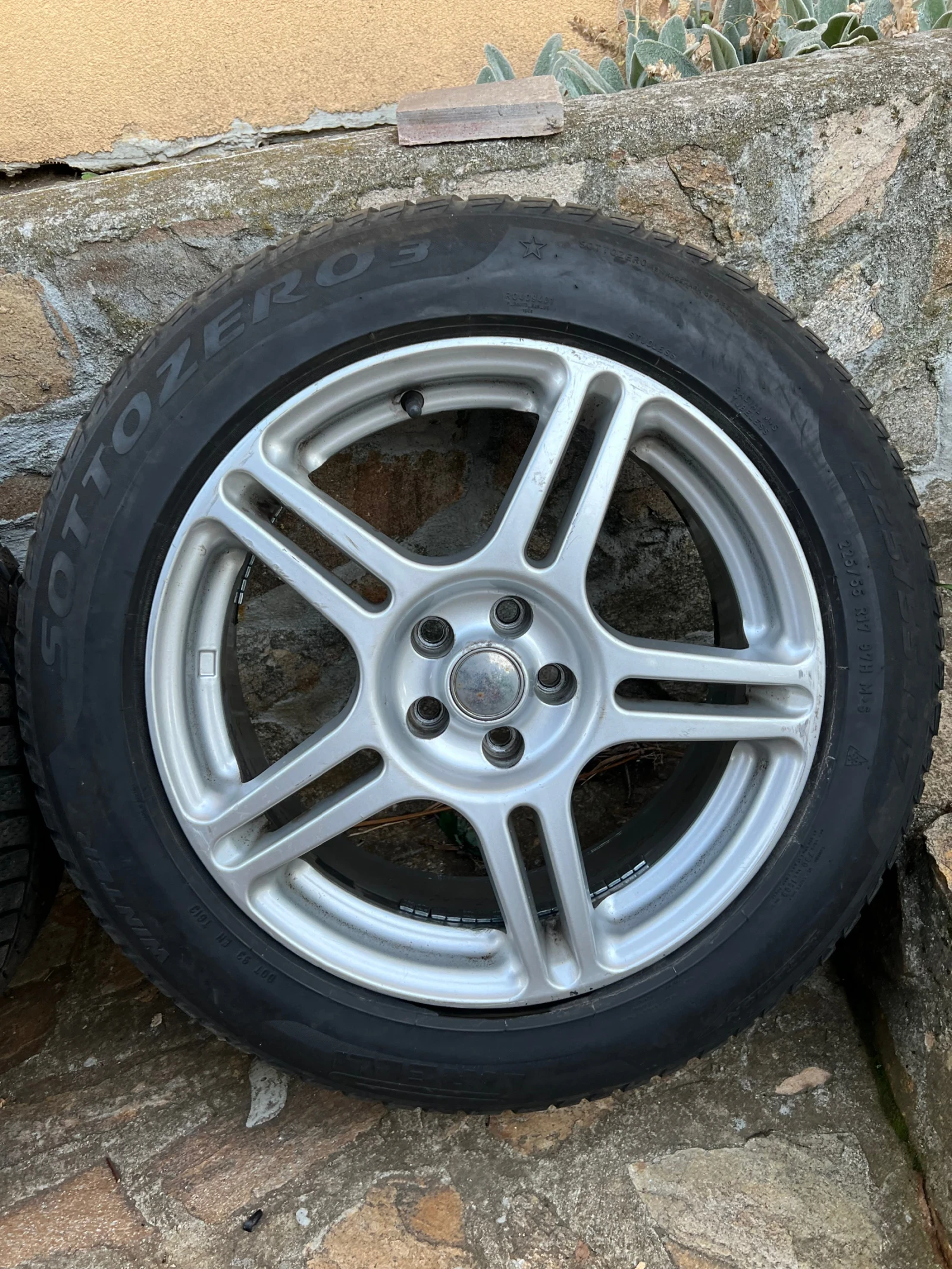    225/55R17  Subaru Outback | Mobile.bg   9