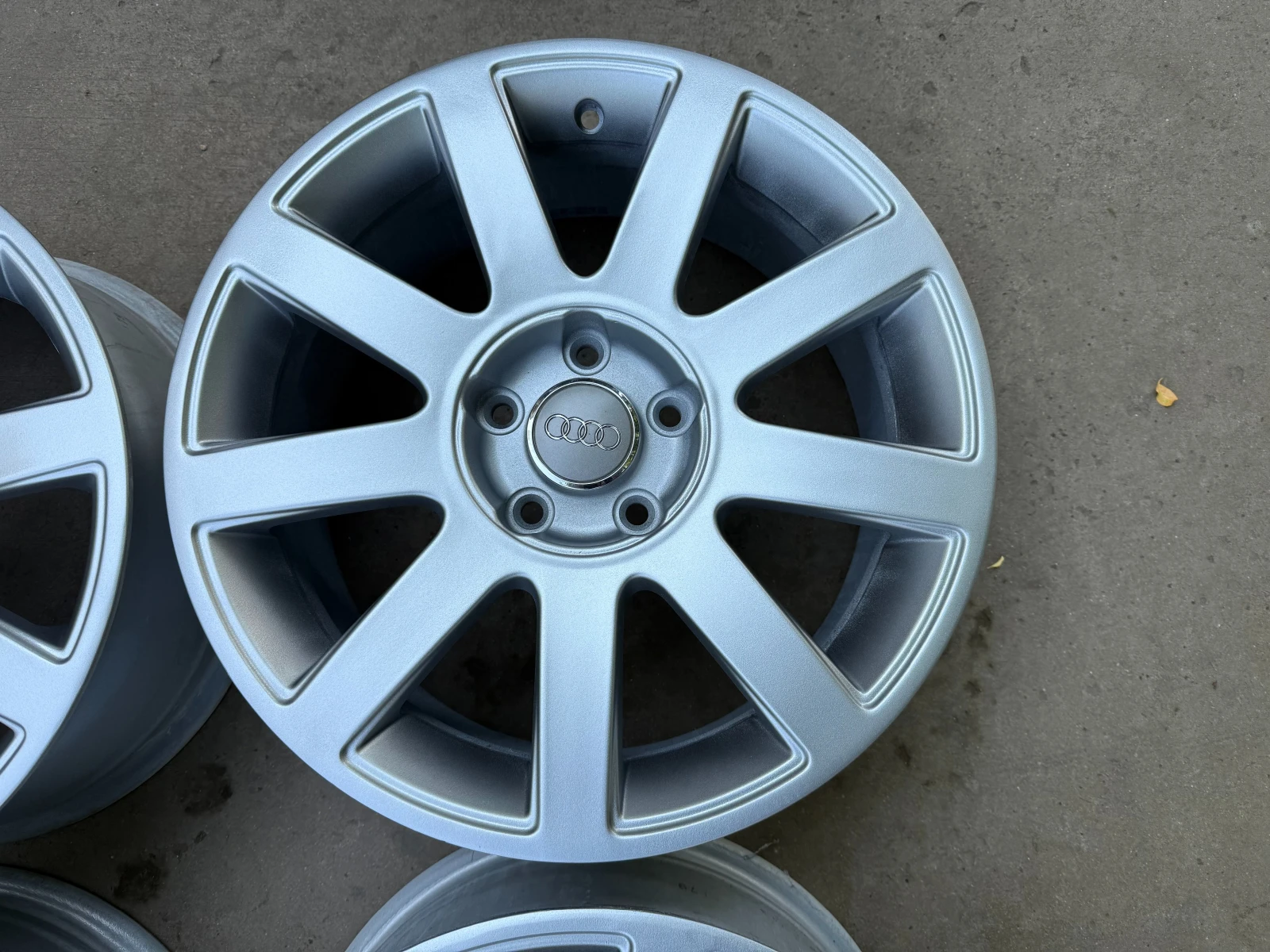 ������ | Mobile.bg � ����������� 5