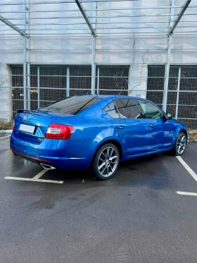 Skoda Octavia  \\VRS 2.0TDI//Distronic\\Keyless//Leather\\, снимка 6